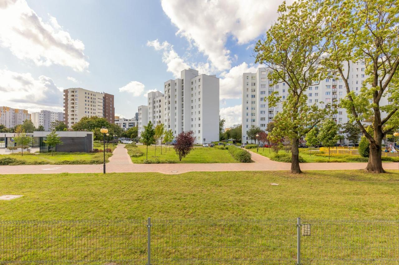 Apartment Metro Targowek Spacious With Parking By Renters *